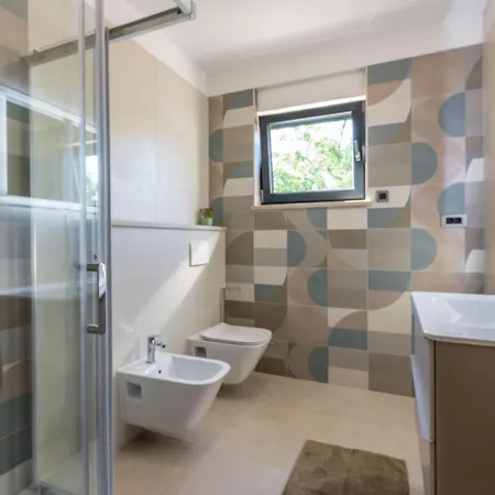 Silente, Modern And Luxurious Hugged By Nature בית נופש *