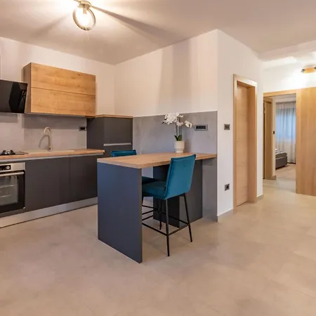 Silente, Modern And Luxurious Hugged By Nature * Stalije