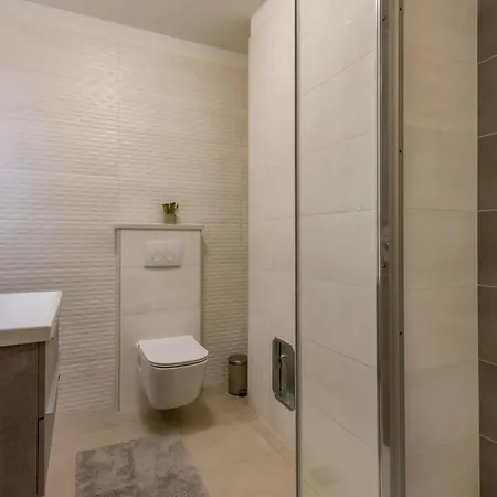 Silente, Modern And Luxurious Hugged By Nature Дом отдыха Stalije