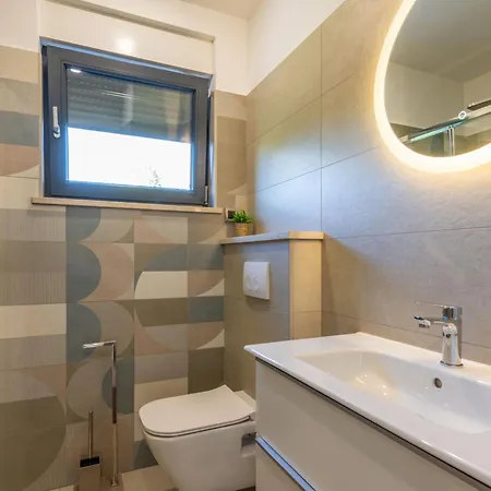 Дом отдыха Silente, Modern And Luxurious Hugged By Nature