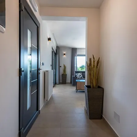 Дом отдыха Silente, Modern And Luxurious Hugged By Nature