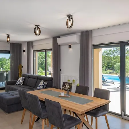 Дом отдыха Silente, Modern And Luxurious Hugged By Nature